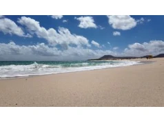 Corralejo na Fuerteventurze: miasteczko, kawiarnie i plaże