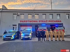 Strażacy i policjanci z powiatu lwóweckiego oddali hołd poległym kolegom