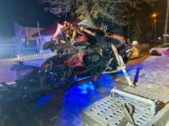 Śmiertelny wypadek w Łomiankach. Motocyklista nie przeżył zderzenia z samochodem
