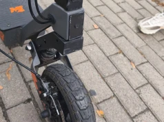 Hulajnoga elektryczna to nie zabawka – apel Policji po zdarzeniu drogowym w Paprotni z udziałem 15-latka