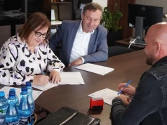 Rozbudowa garażu OSP Kowiesy: gmina Bielany podpisała umowę na 1,6 mln zł