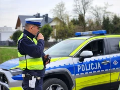 Tego samego dnia odzyskał i stracił prawo jazdy. 51-latek uciekał motocyklem przed policjantami