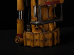 Fallout Power Fist 1:1 Scale Replica Images