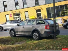 Skodą w latarnię
