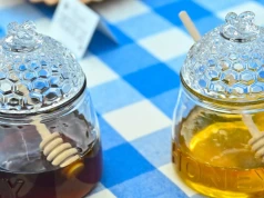 Sekrety pszczół według ekspertek. Mało kto wie, jak powstaje miód spadziowy