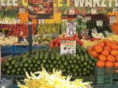 Ceny owoców i warzyw na kieleckich bazarach. Po ile dynie, pomidory, ogórki, brokuły i jabłka?