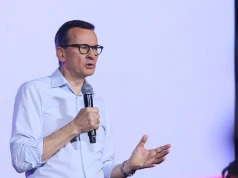 "Ten szalbierz". Mateusz Morawiecki mówi o Donaldzie Tusku