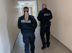 Rośnie bilans policyjnych zatrzymań w związku z akcją w szkołach. Skontrolowano ponad 200 tys. placówek