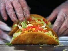 Gigant fast food wchodzi do Polski. Szuka pracowników. Oto zarobki