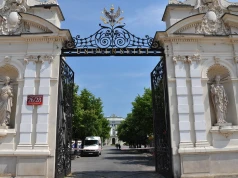 Niepokojące maile do studentów Uniwersytetu Warszawskiego. Uczelnia ostrzega przed oszustami