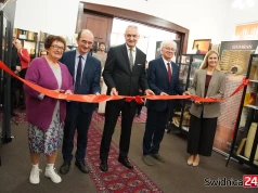 Ponad 3000 eksponatów i 3500 lat historii. W Świdnicy otwarto Muzeum Biblii
