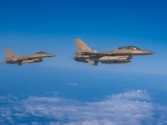 Naruszona przestrzeń kraju NATO. F-16 strąciły dwa drony