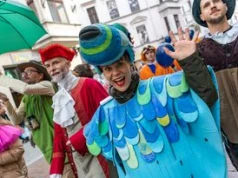 Bajkowa parada rozpoczęła 32. Międzynarodowy Festiwal Spotkania