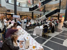 Krakowianie ruszyli do szycia. Wyjątkowa akcja w Galerii Krakowskiej