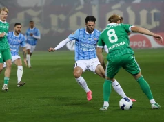 Legia zagrała na "przeklętym" terenie. W 81. minucie Papszun mógł się wściec
