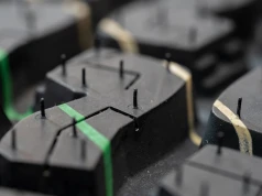 Jak wybrać opony zimowe, żeby służyły dłużej? Kierowcy często zapominają o zasadach