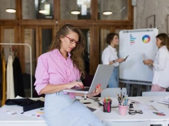 PIT zero i niższy ZUS. Tak bezpiecznie rozkręcisz biznes i dorobisz na studiach