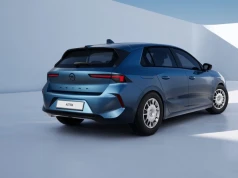 Opel Astra wyraźnie potaniał. Nowa wersja Start ma bogate wyposażenie i niższą cenę