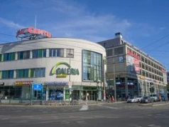 Zamkną 83 domy towarowe, zwolnią 12 tys. osób? Niemiecki gigant upada
