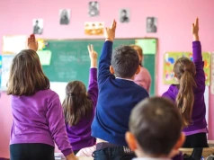 Kontrowersyjne treści o in vitro w podręczniku do religii. „Zabijane są poczęte dzieci”