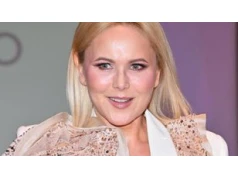 Anna Samusionek nie jest katoliczką. Wyznanie przysparza jej problemów w pracy