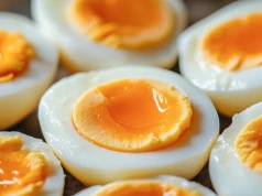 Salmonella w jajkach. Uważaj na tę jedną rzecz, jeśli nie chcesz się zarazić