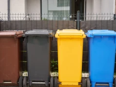 Zmieniają się zasady odbioru odpadów. Od 1 listopada koniec wystawiania tych odpadów przed domem