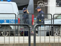Ewakuacja na Targowej. Na miejscu działali pirotechnicy i policjanci