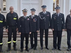 Były Komendant Główny PSP z wizytą w OSP RW Ślężany. Oddano hołd poległym strażakom
