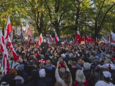 Protest i awantura pod Trybunałem Konstytucyjnym. Kaczyński, Czarnek, spór o Berka i interwencje policji