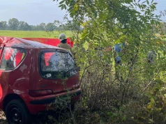 POWIAT NOWOTOMYSKI: Wypadek na drodze gruntowej! Na miejscu śmigłowiec LPR
