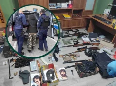 Rozbój pod Gnieznem. Podali się za policjantów, napadli na przedsiębiorcę. Mieli broń, narkotyki i materiały wybuchowe