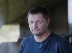 Ma 330 krów i 6 pracowników. Chce mieć 400 krów, ale zatrudniać już tylko 3 osoby