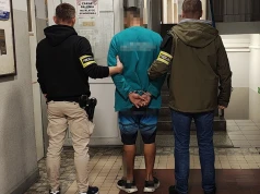 Był pijany i prowadził auto mimo że nie ma do tego uprawnień. 31-letni Kolumbijczyk zatrzymany w Raduckim Folwarku. Miał przy sobie marihuanę!