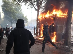 Niemiecki rząd nie obawia się, że trwające we Francji gwałtowne zamieszki dotrą do nich