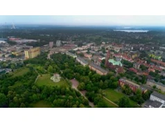 Towarzystwo Przyjaciół Dąbrowy Górniczej świętowało 40-lecie. Jubileusz w Pałacu Kultury Zagłębia, odznaczenia, gratulacje, podziękowania