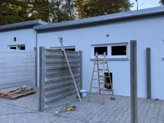 Nowe boksy dla czworonogów w legnickim schronisku są prawie gotowe