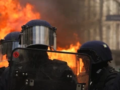 Europa płonie. Masowe protesty mają wspólny mianownik