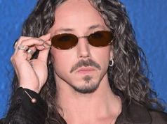 Tak Michał Szpak wystroił się na premierę. Włożył coś nieoczywistego