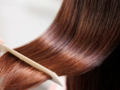 Brunetki, odstawcie farbę. Produkt z kuchni przyciemnia włosy za grosze