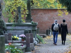 Nowa prognoza pogody na Wszystkich Świętych. 1 listopada pełen anomalii