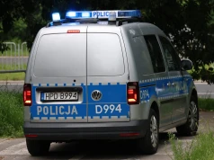 Groźby wobec szkół. Blisko 258 tys. kontroli i 195 zatrzymanych