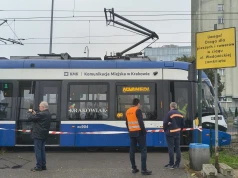 Paraliż komunikacyjny. Wykolejenie tramwaju, utrudnienia na kilku liniach