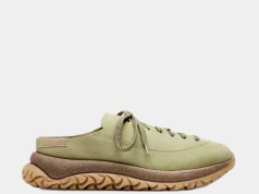 Birkenstock ma nowe buty. Francuski projektant stworzył coś pomiędzy sneakersami a chodakami
