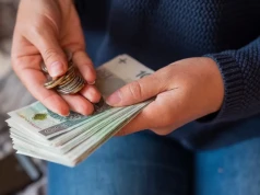 6 zł i 94 gr podwyżki. Runęły nadzieje Polaków