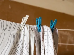 Zapomnij o tradycyjnej suszarce na pranie. Te sprytne zamienniki uwolnią cenną przestrzeń