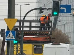 Służby pracują w Łagiewnikach. Utrudnienia tramwajowe potrwają co najmniej do środy