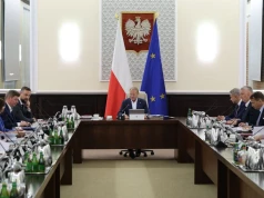 Rząd przyjął projekt ustawy o zmianie ustawy – Karta Nauczyciela. Chodzi o zmianę wskaźnika służącego do obliczania średniego wynagrodzenia dla nauczycieli początkujących