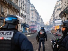 MSZ reaguje na chaos we Francji. Pilny apel do Polaków
