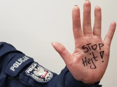 Policja wkracza do szkół w Gdyni. Walczą z hejtem w sieci